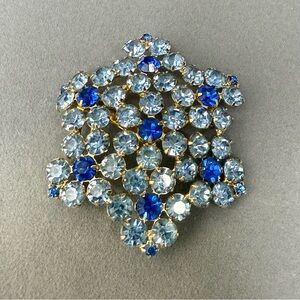 Vintage Rhinestone Brooch Icy Blue/Royal Blue Stones Unmarked